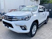 2018 Toyota Hilux Off-White: SR5, 4x4 Access Cab for sale
