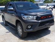2017 Toyota Hilux in Gray: The Stylish Pickup for Adventure Lovers for sale