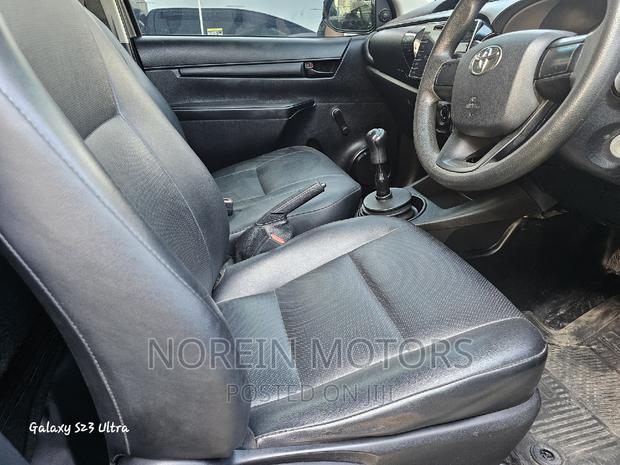2018 Toyota Hilux Gray - Strong and Stylish Pickup