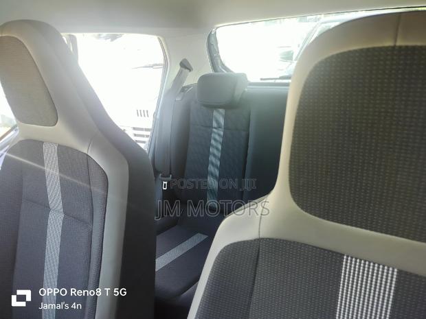 Volkswagen Up 2017 Blue