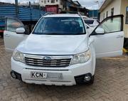 Subaru Forester 2010 White for sale
