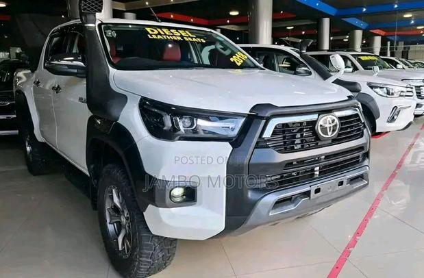 New 2018 Toyota Hilux White: Discover Your Perfect Match