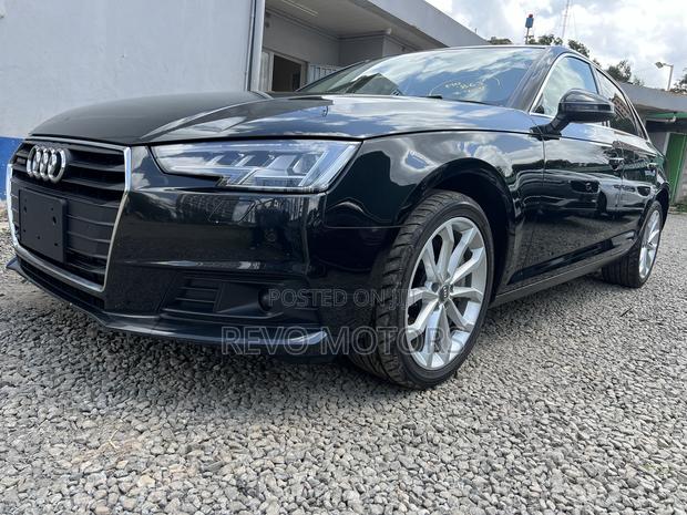 Audi A4 2.0T Black 2017 with AWD quattro Premium