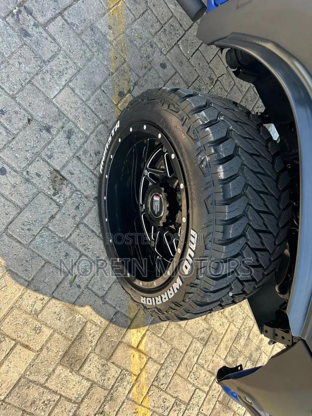 Toyota Hilux 2018 Blue