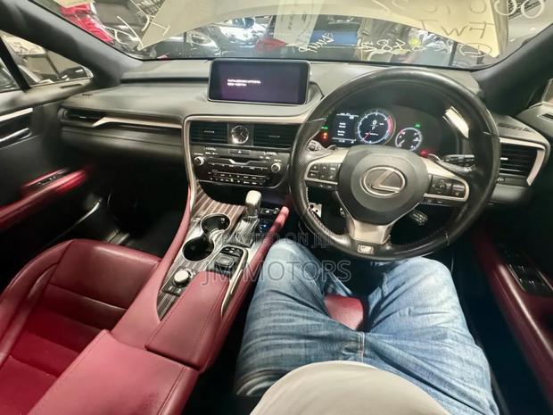 Lexus RX 200 2017 Gold