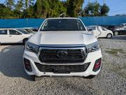 Toyota Hilux SR5 4x4 2018 White for sale
