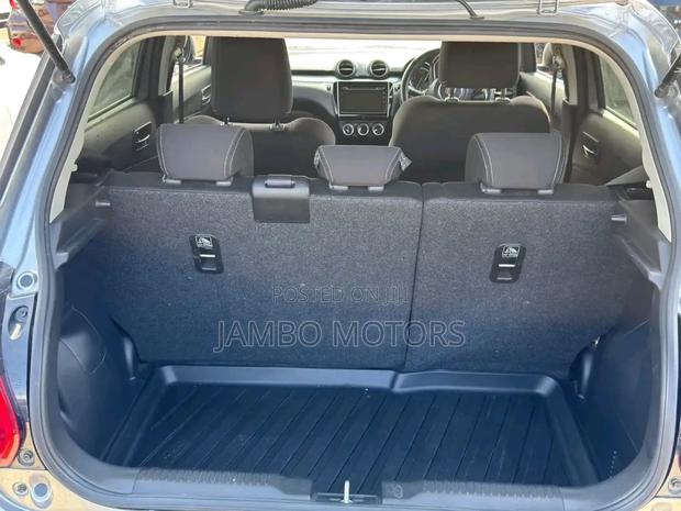 Suzuki Swift 2018 Gray