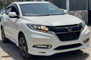 Honda Vezel 2018 Pearl for sale