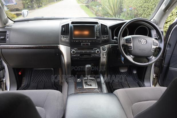 Toyota Land Cruiser 2007 Silver