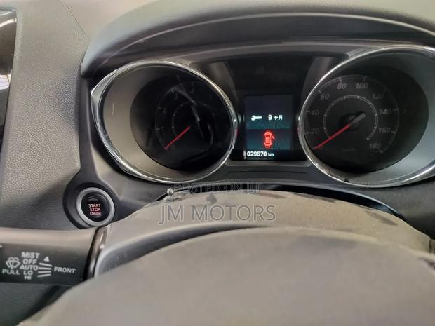 Mitsubishi RVR 2019 White