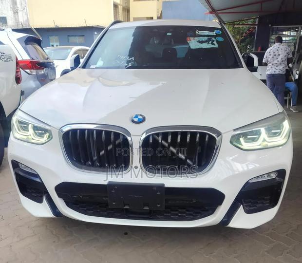 BMW X3 2018 Off white