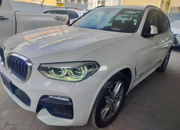 BMW X3 2018 Off white