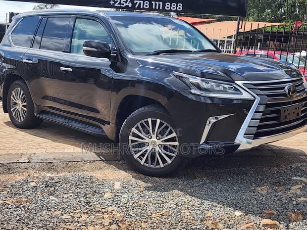 Lexus LX 2018 Black