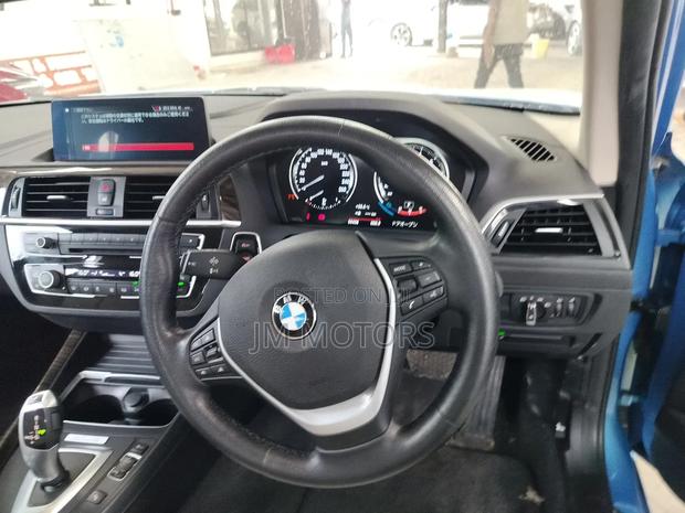 BMW 118i 2018 Blue