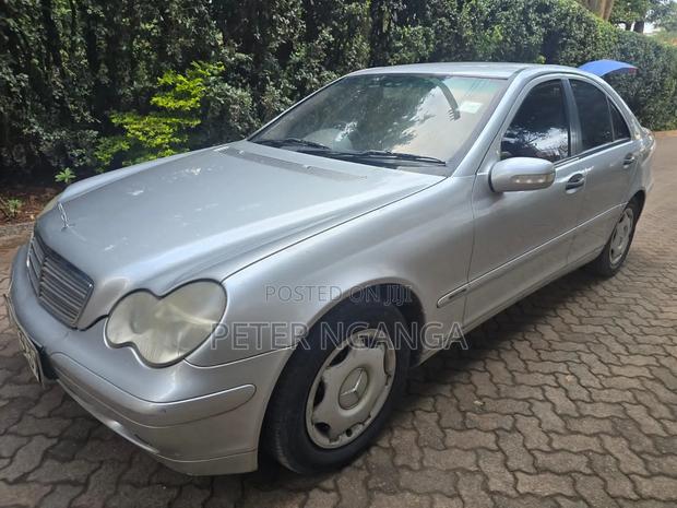 Mercedes-Benz C180 2000 Silver