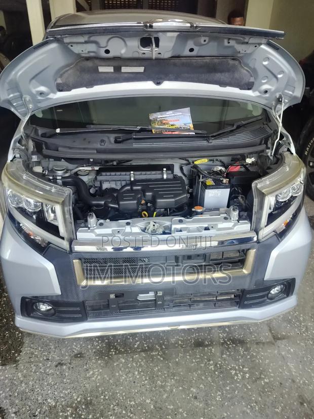 Daihatsu Move 2019 Silver