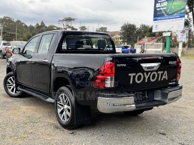 Toyota Hilux Revo Double Cab Deisel 2.4 AWD 2019 Matt Black