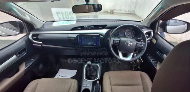 Toyota Hilux Revo Double Cab Deisel 2.4 RWD 2018 Silver