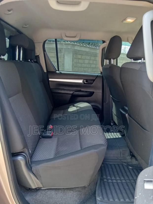Toyota Hilux Revo Double Cab Deisel 2.4 AWD 2022 Gray