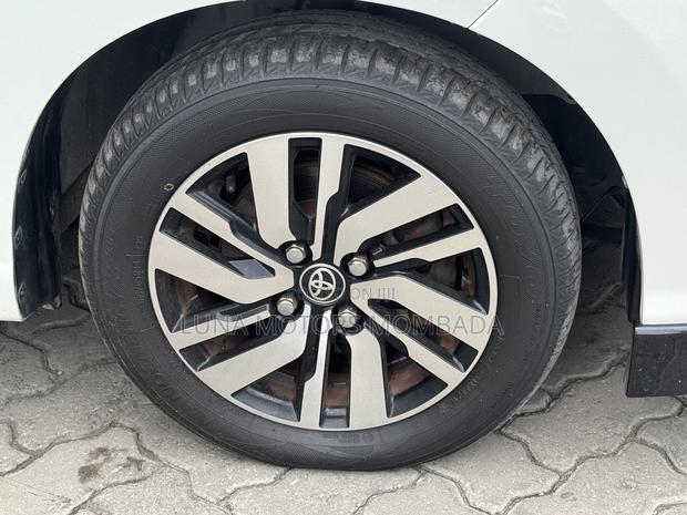Daihatsu Thor 2019 White