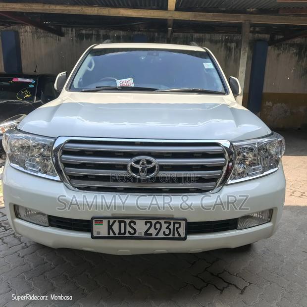 Toyota Land Cruiser 4.6 V8 ZX 2009 White