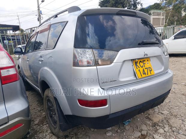 Mitsubishi Outlander 2009 Silver