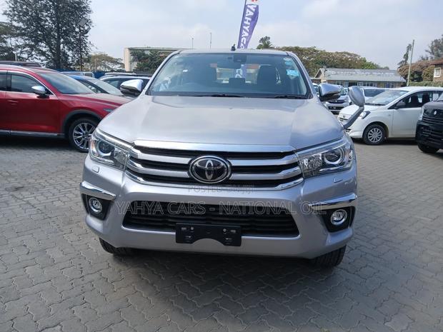 Toyota Hilux Revo Double Cab Deisel 2.4 RWD 2018 Silver