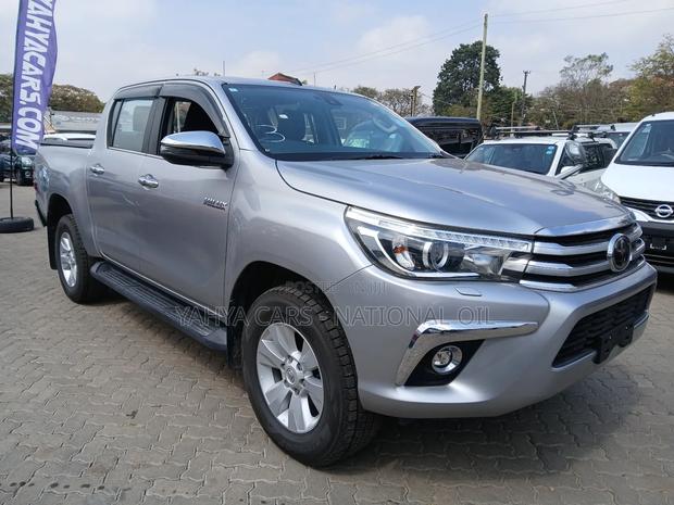 Toyota Hilux Revo Double Cab Deisel 2.4 RWD 2018 Silver