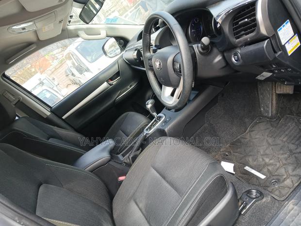 Toyota Hilux Revo Double Cab Deisel 2.4 RWD 2018 Silver