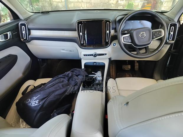 Volvo XC40 2019 Teal