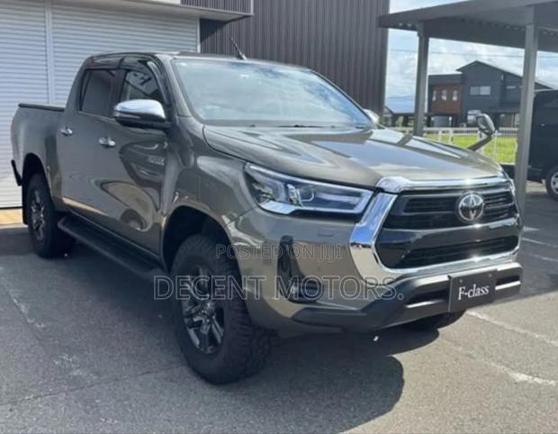 Toyota Hilux Revo Double Cab Deisel 2.4 RWD 2019 Green
