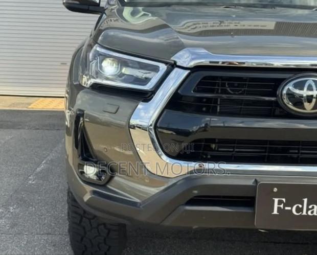 Toyota Hilux Revo Double Cab Deisel 2.4 RWD 2019 Green