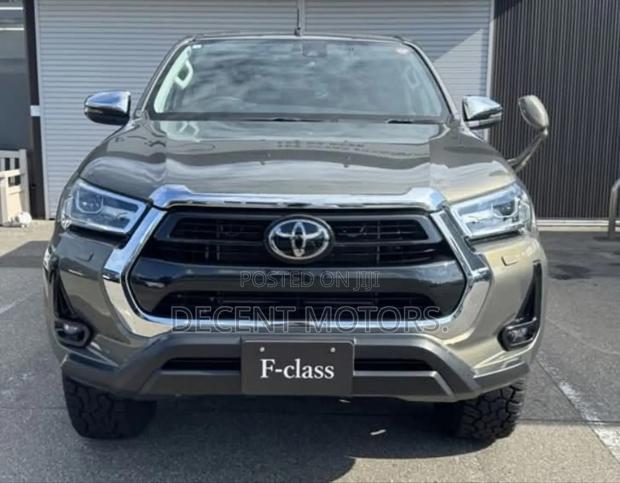 Toyota Hilux Revo Double Cab Deisel 2.4 RWD 2019 Green