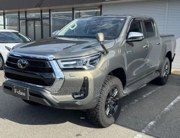 Toyota Hilux Revo Double Cab Deisel 2.4 RWD 2019 Green