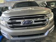 Ford Everest 2018 Gold for sale