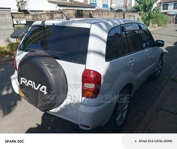 Toyota RAV4 1.8 2005 White