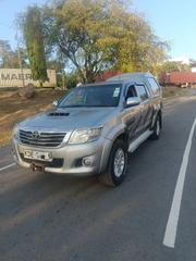 Toyota Hilux 3.0 D-4D 4x4 2015 Silver for sale
