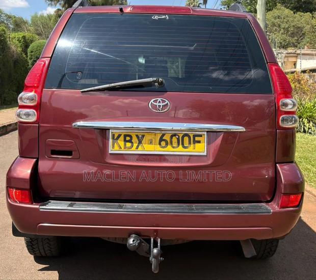 Toyota Land Cruiser Prado 2006 Maroon