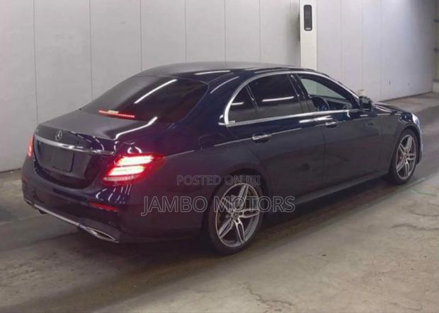 Mercedes-Benz E250 2019 Blue