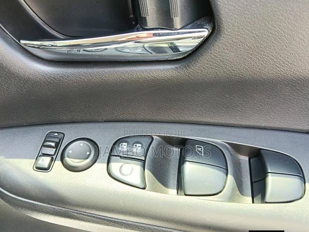 Nissan Serena 2019 White