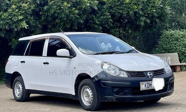 Nissan Advan 2014 White