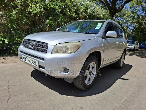 Toyota RAV4 2.4 2008 Silver
