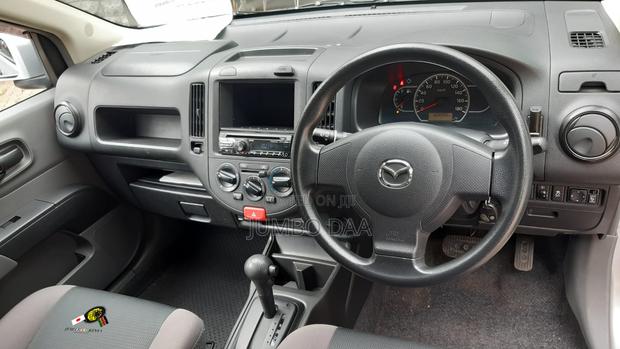 Mazda Familia 2017 Gray