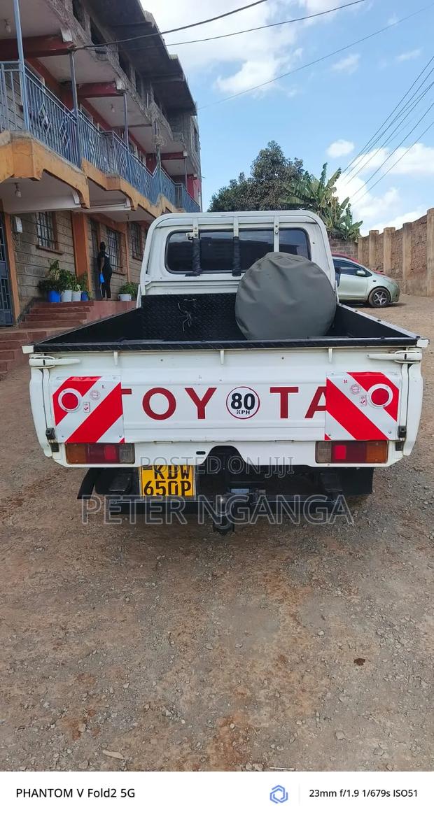 Toyota Land Cruiser 79 Series 2008 Off white