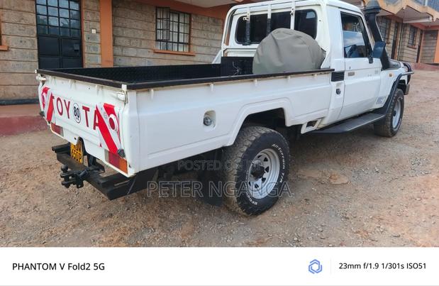 Toyota Land Cruiser 79 Series 2008 Off white