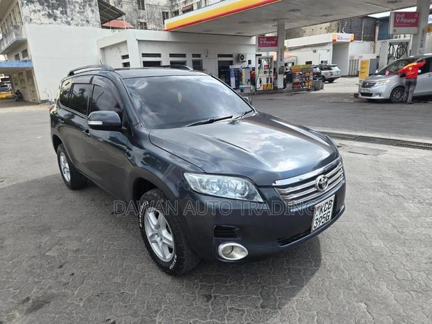 Toyota Vanguard 2008 Gray
