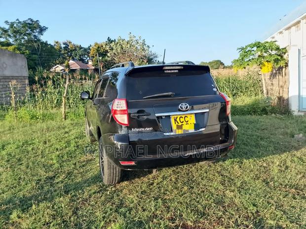 Toyota Vanguard 2008 Black