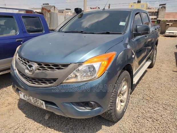 Mazda BT-50 2014 Blue