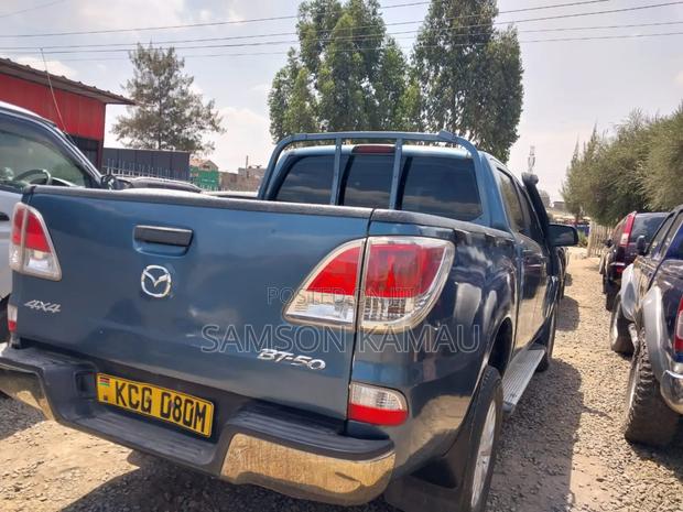 Mazda BT-50 2014 Blue