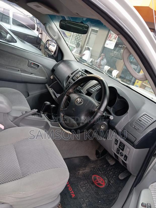 Toyota Hilux 2008 Silver